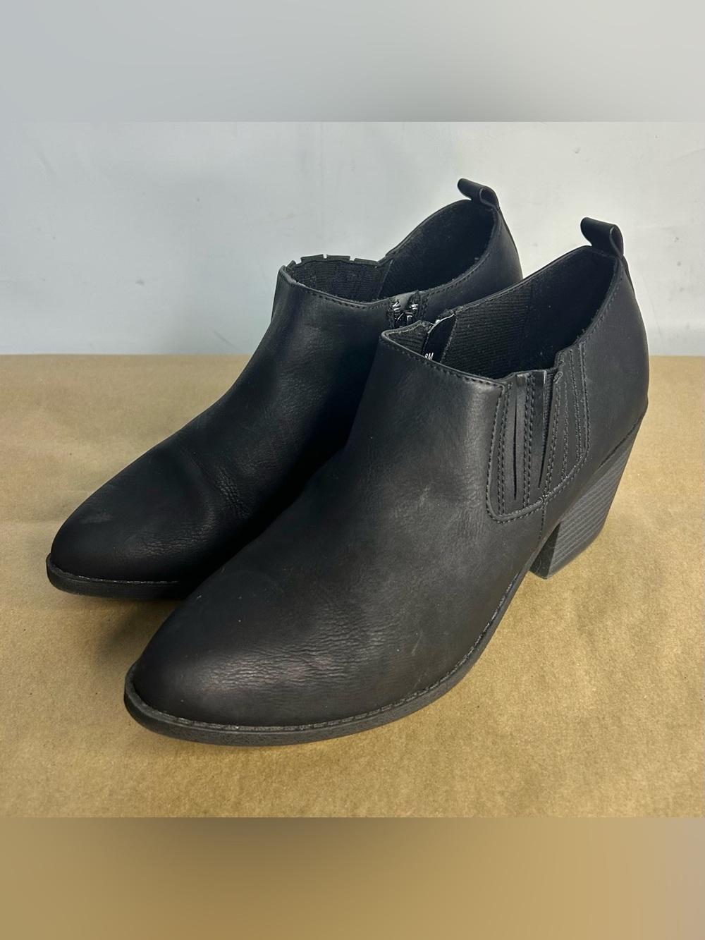 Jellypop Black Ankle Booties Size 8
